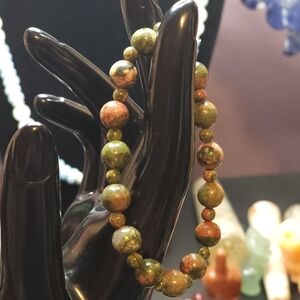 Elegant Green and Brown Beaded Bracelet